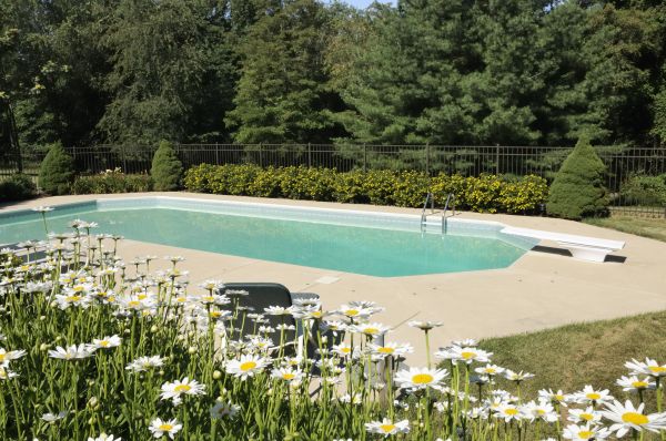 Cost of Concrete Deck Installation in Little Rock