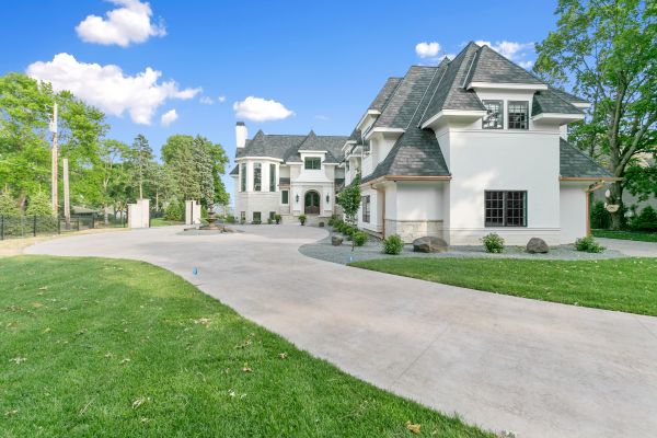 Cost of Concrete Driveway Installation in Little Rock