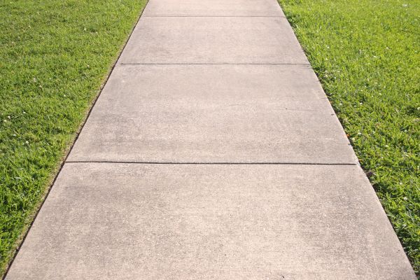 Cost of Cement Sidewalk Replacement in Little Rock