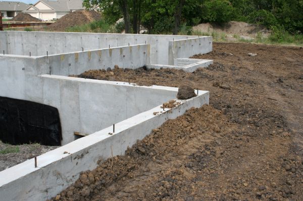 Cost of Foundation Wall Installation in Little Rock