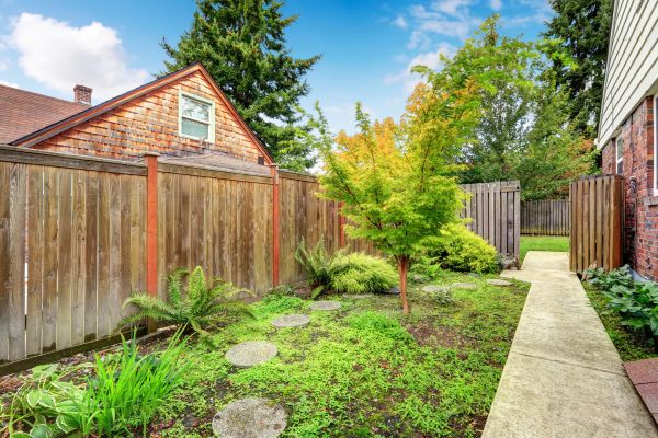Cost of Backyard Walkway Construction in Little Rock